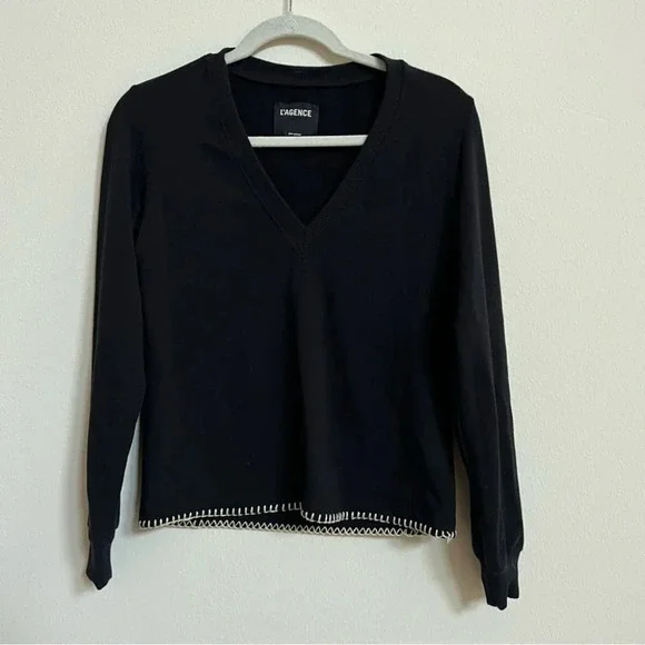 L’Agence V Neck Sweater Black - Picture 2 of 3